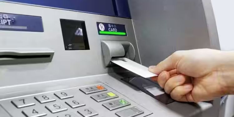 10 Ways to Make the Most of ATM Services